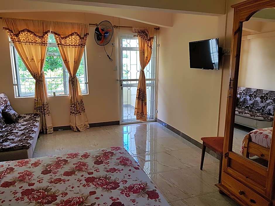 Pereybere Beach Apartments