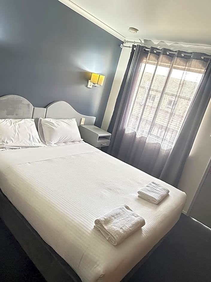 Centrepoint Motor Inn