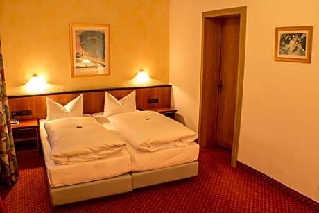 Economy Double or Twin Room