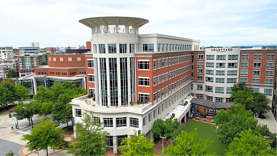 Courtyard by Marriott Greenville Downtown