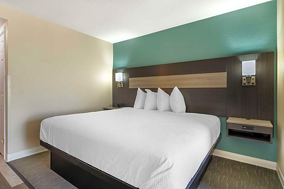 Best Western Prime Inn & Suites