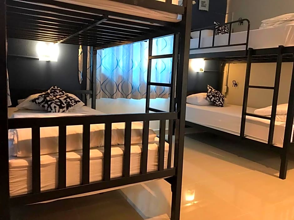 A title Guestel jomtien