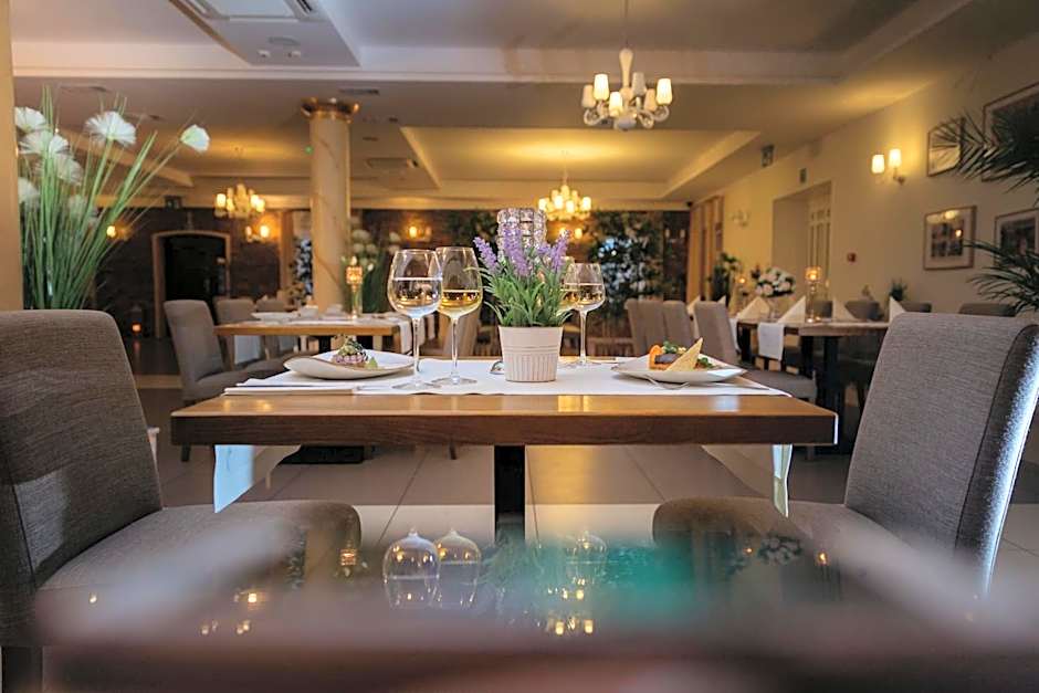 Hotel Nadodrzański Dwór - Nowa Sól