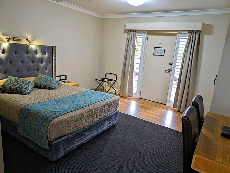 Australian Homestead Motor Lodge