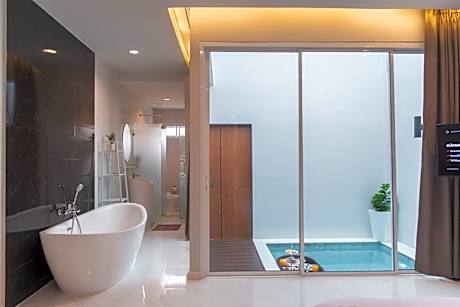King Room with Pool View