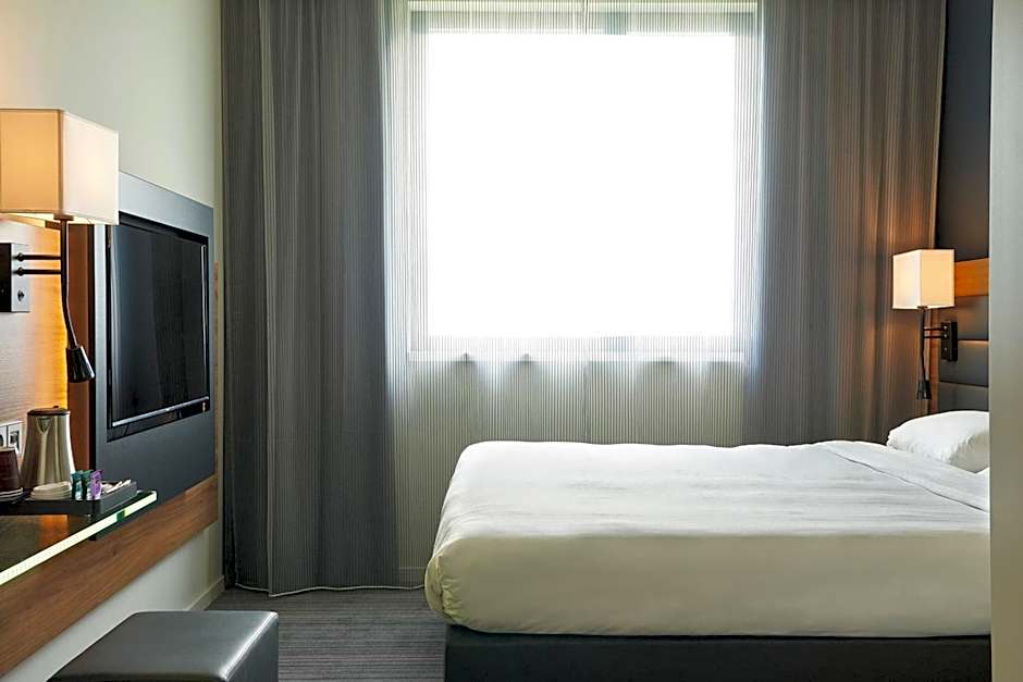 Moxy by Marriott Frankfurt Airport