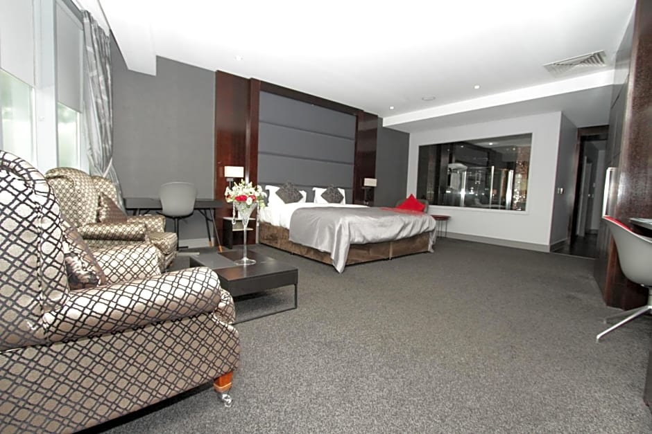 Rafayel Hotel & Spa