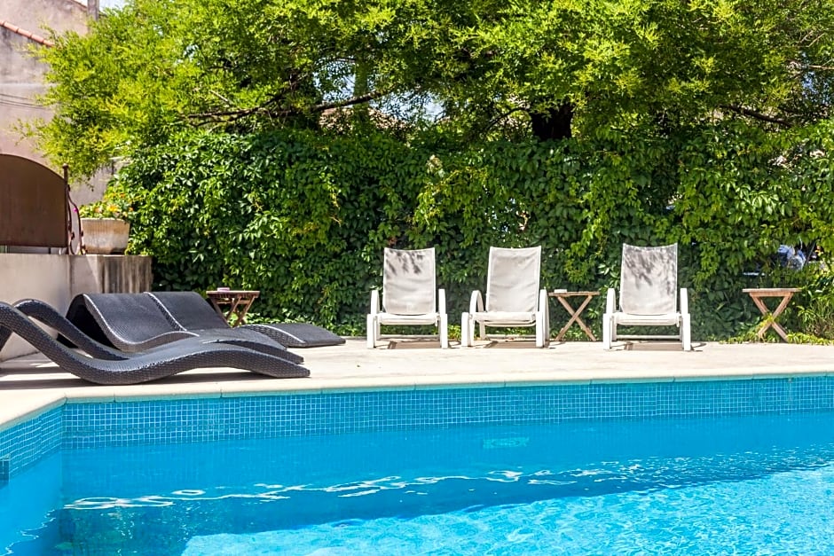 Auberge De Tavel