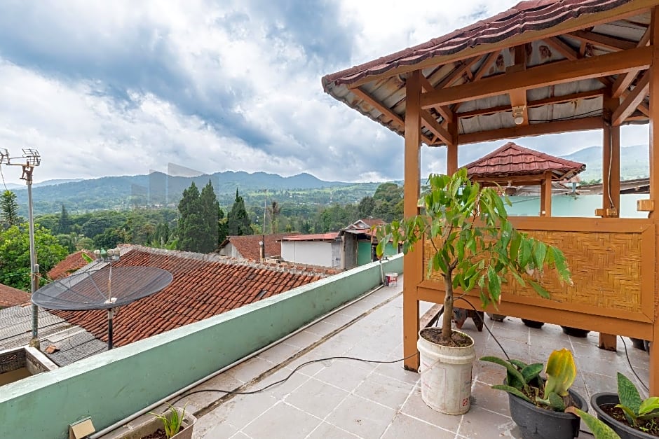Villa Sari Intan Ciater RedPartner