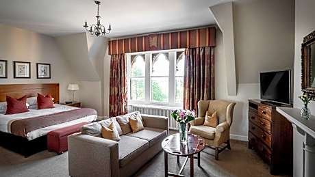 Superior Double or Twin Room (1 King Bed)