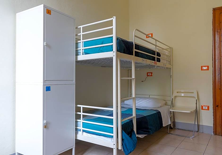 Hostel Pisa Tower