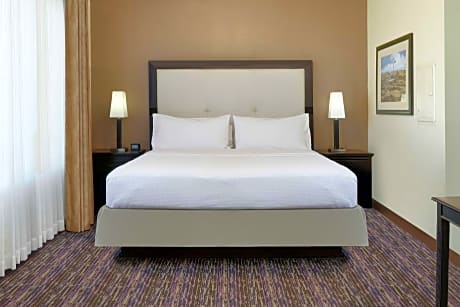 1 Kng/2qn Mobility/hearing Access Tub Ste Nsmk