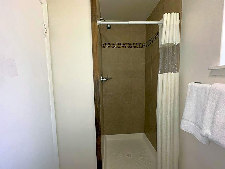 Alpine Inn And Spa