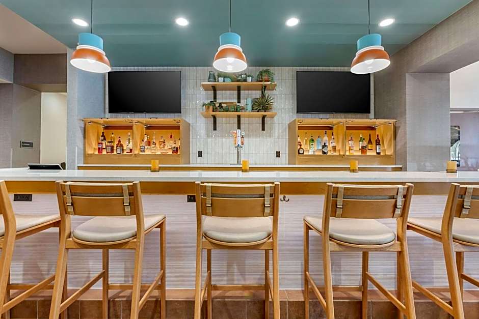 Drury Plaza Hotel Phoenix Tempe