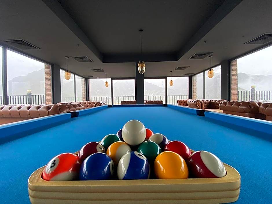 Hotel Memoir Kazbegi by DNT Group