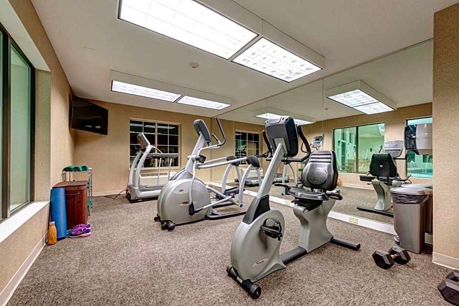 The Garrison Hotel & Suites Dover-Durham, Ascend Hotel Collection