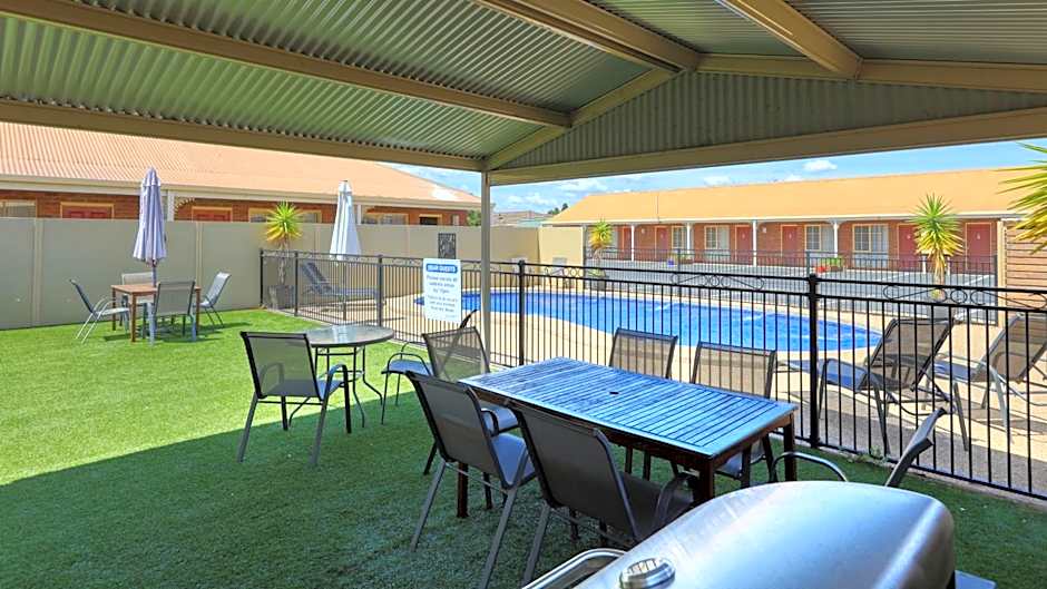 Top of the Town Motel & Apartments