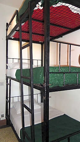 Triple Shared Bathroom