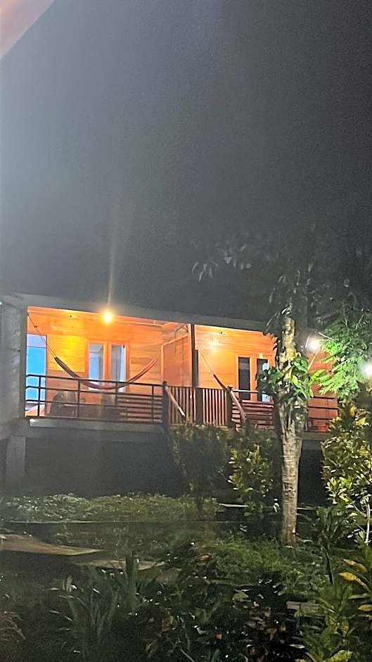 Olala Bungalows and Restaurant