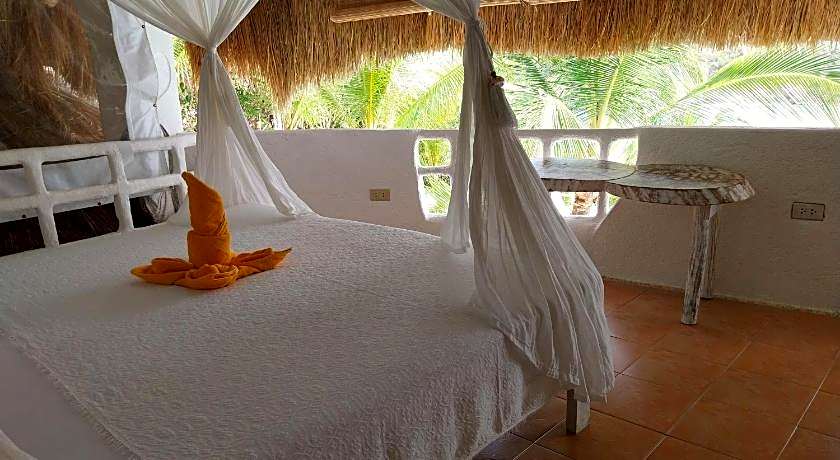 Al Faro Cosmio Hotel