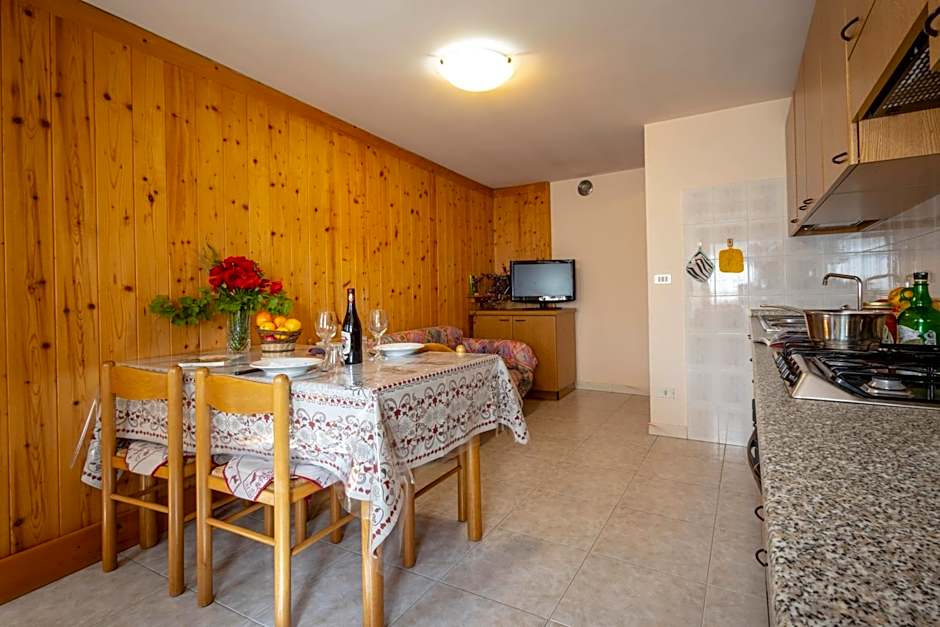 Le Vieux Noyer - Appartamenti al Verde villaggio di Rumiod