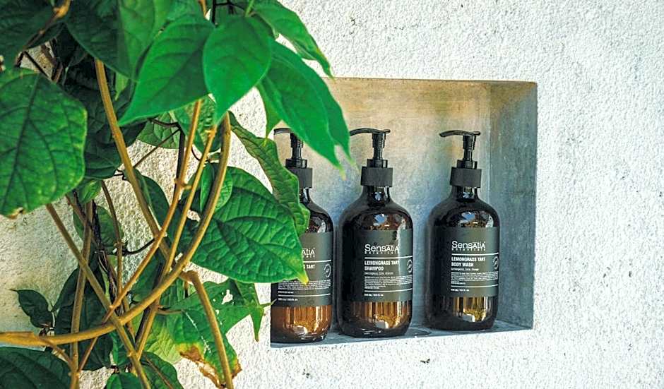 The Shacks at Sandy Bay