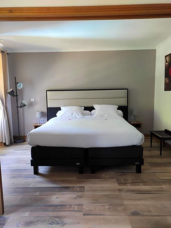 Château De La Caze Piscine & Spa - Ste Enimie