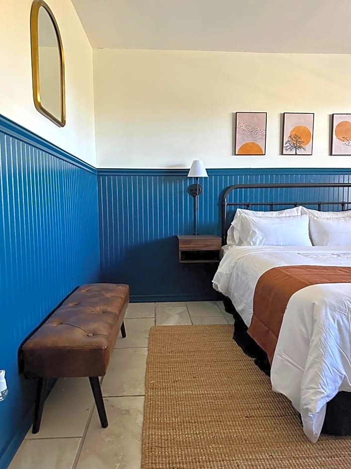 Budget Host East End Hotel in Riverhead