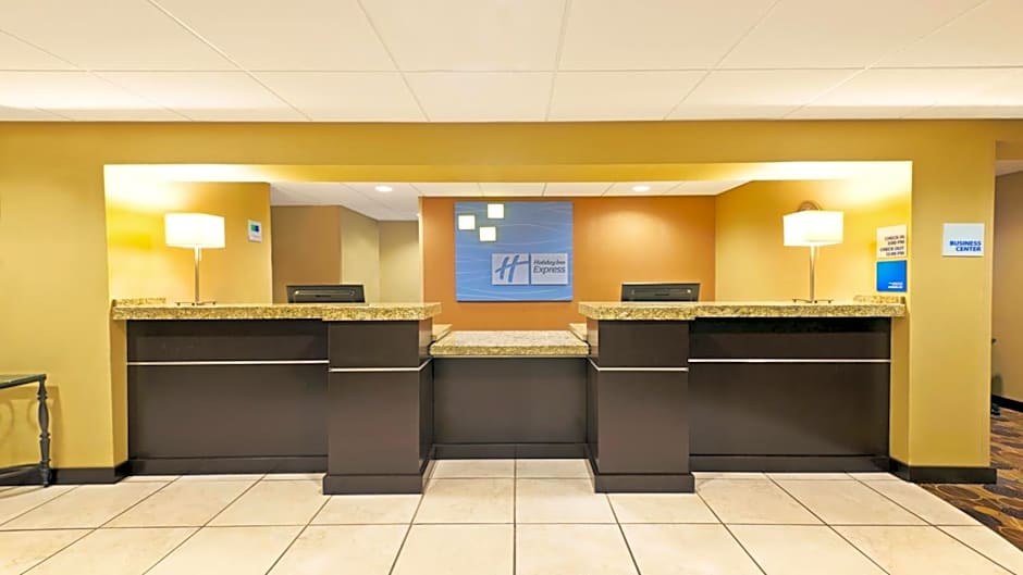 Holiday Inn Express Hotel & Suites Colby By IHG