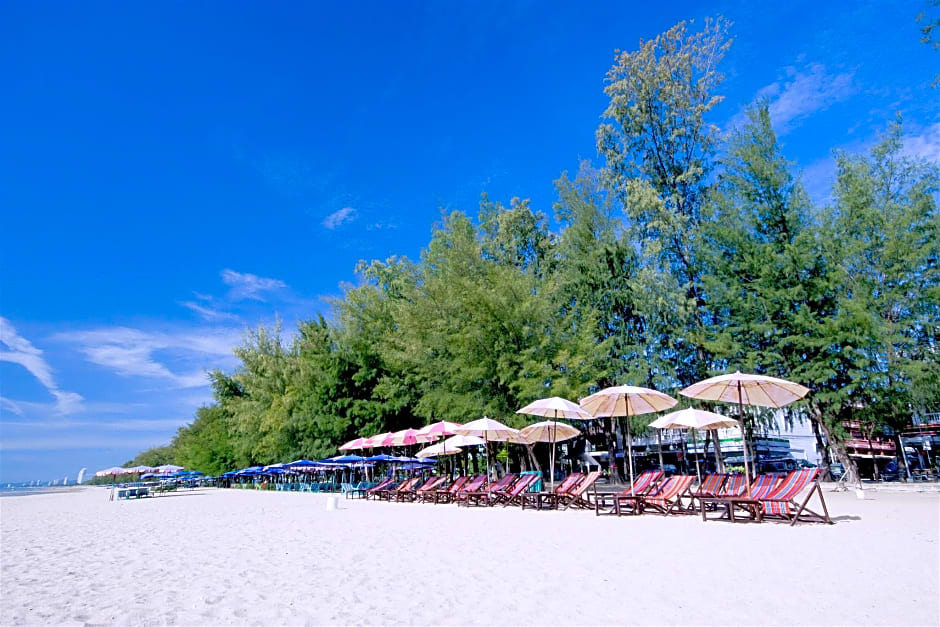 Chaum Haus Pool Villas