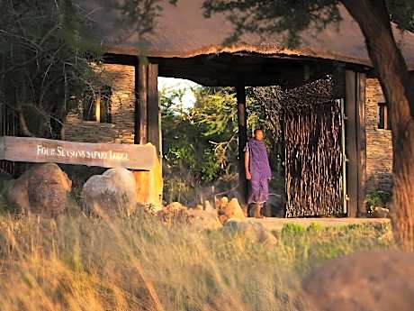 Four Seasons Safari Lodge Serengeti Tanzania