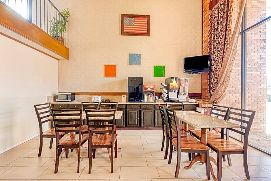 OYO Hotel Jefferson TX Hwy 59