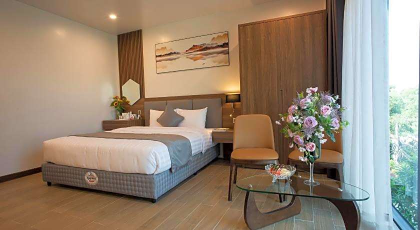 Zen Riverside Hotel n Residences