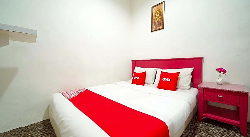 OYO 89710 Saujana CT View Hotel