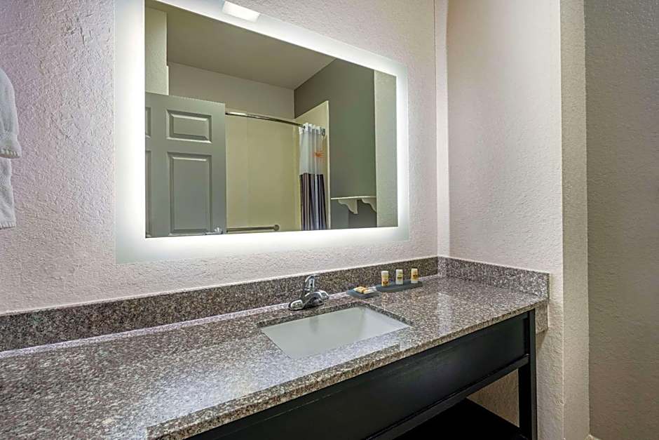 La Quinta Inn & Suites by Wyndham Conroe