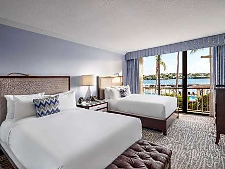 PITTS BAY 2 BEDROOM SUITE 2 Doubles 1 King, Harbor View, 2 Bathrooms, 925SF 85SM