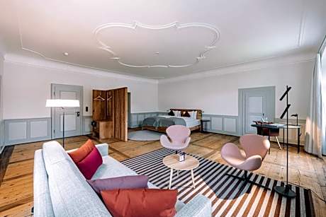 Deluxe Double or Twin Room with Garden View