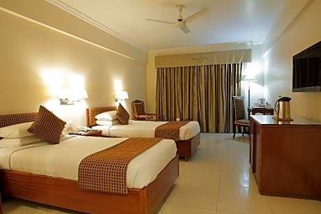 Deluxe Double or Twin