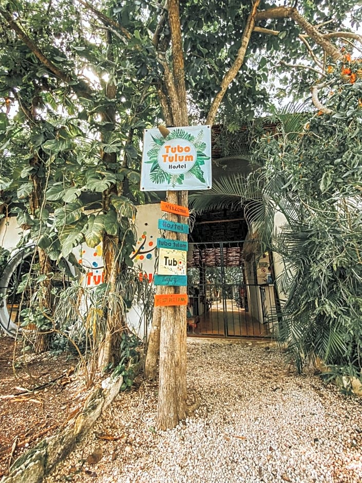 Tubo Tulum Hostel
