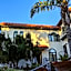 Grande Colonial La Jolla