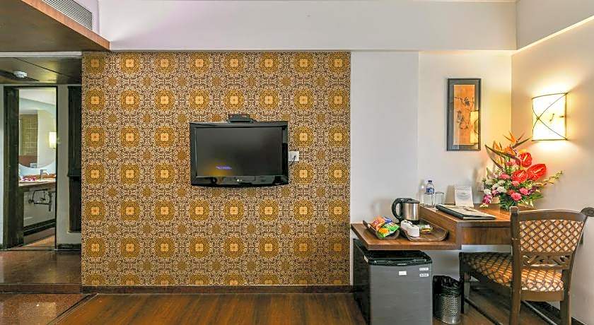 The Paradise by Tunga