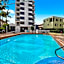 Aqualine Apartments On The Broadwater