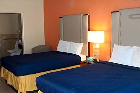 Double Room with Two Double Beds - Mobility Access/Non-Smoking