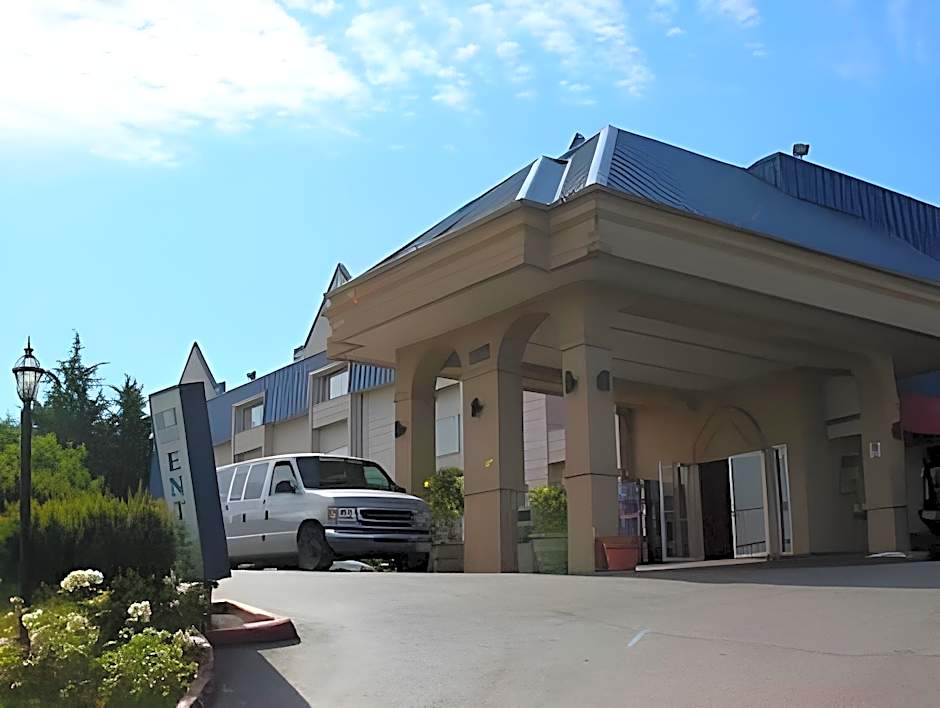 Super 8 by Wyndham SeaTac Airport