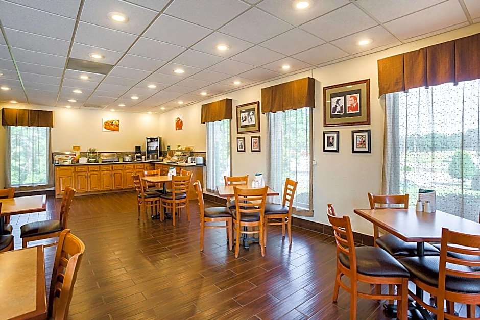 Quality Inn Hurricane Mills I-40