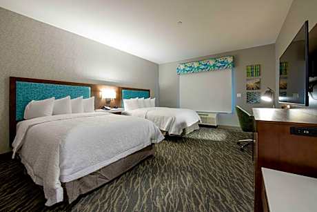 Queen Room with Two Queen Beds - Mobility and Hearing Access