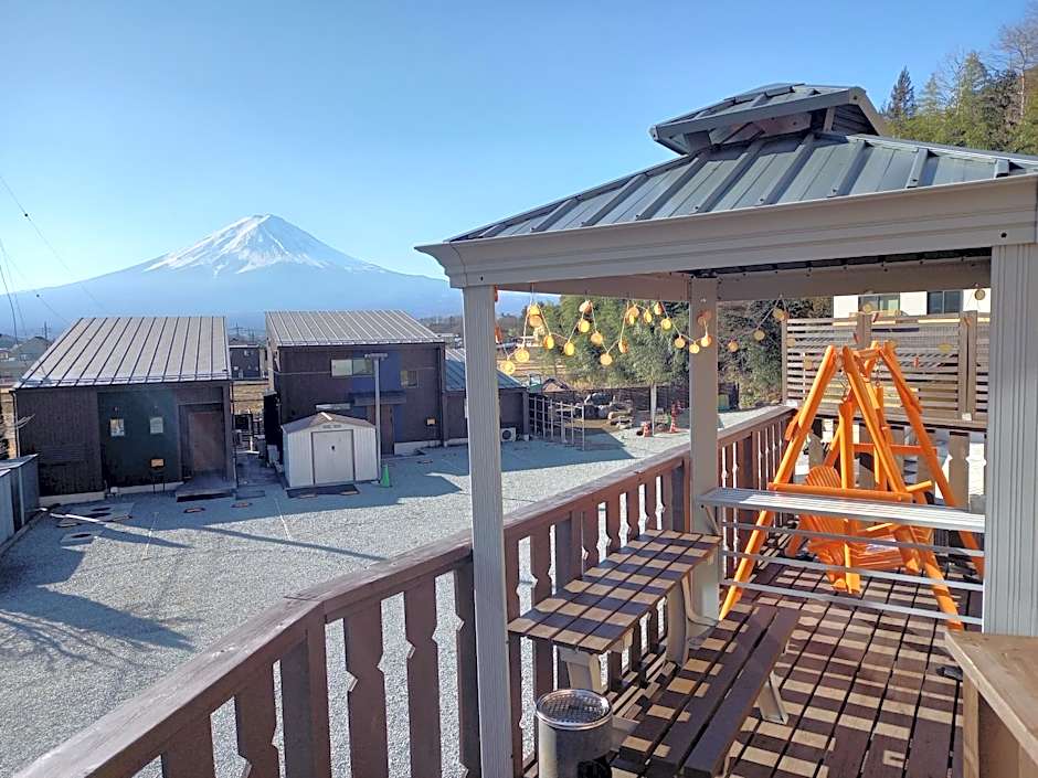 Orange Cabin Inn far from station