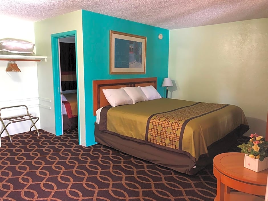 Klamath Motor Lodge