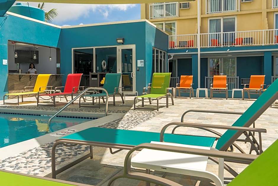Holiday Inn Express & Suites Nassau By IHG