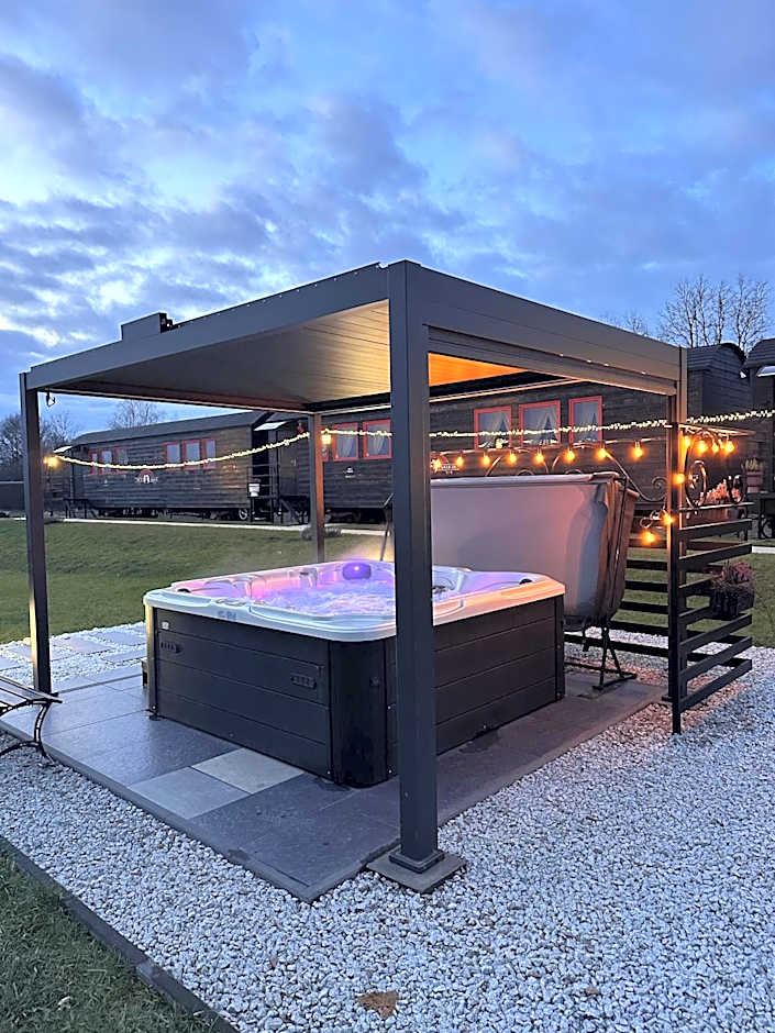 Stacja Galicja - nocleg w pociągu blisko Energylandia